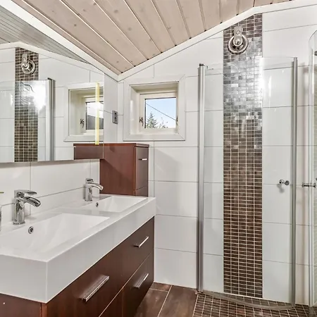 4 Bedroom In * Berger (Buskerud)