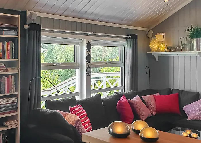 4 Bedroom In *
